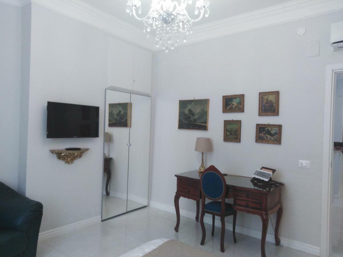 Апартаменты Centro Storico Maschio Angioino House Неаполь Экстерьер фото